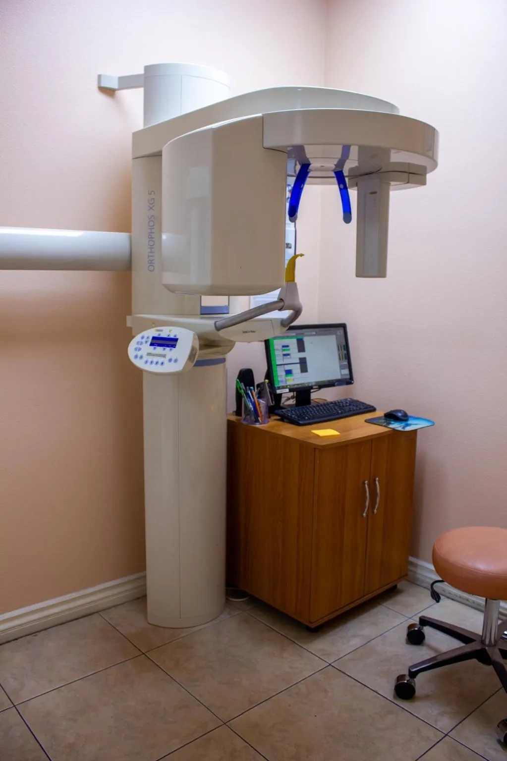 Panoramic X-ray unit at Ortho Smile